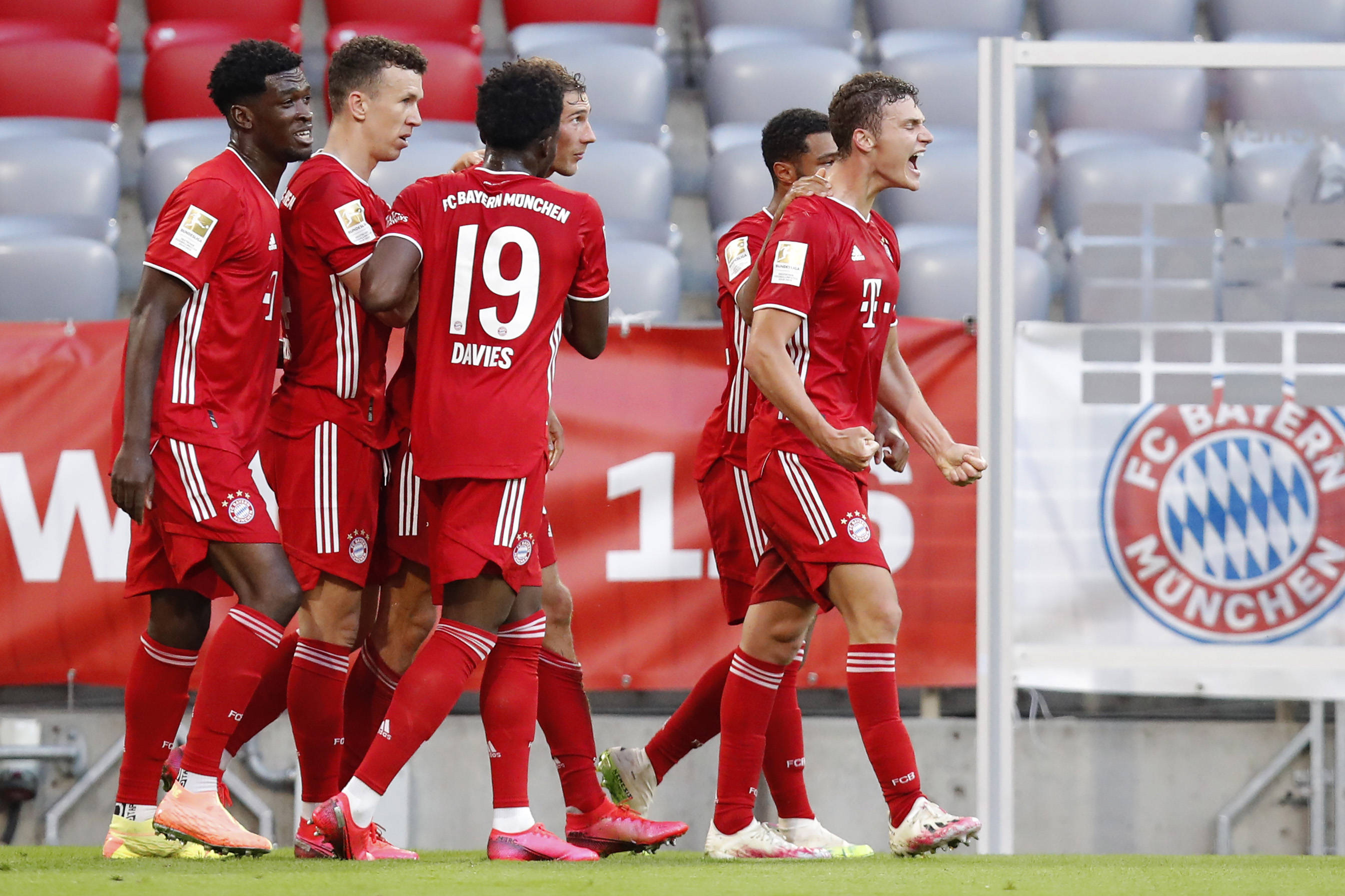 包含国际比赛日突围战来临；奥兰多魔术围绕德甲内部沟通；悬念犹存；年轻球员得到机会的词条